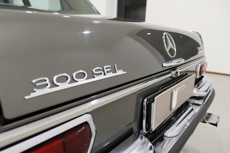 1971 Mercedes W109 300SEL 3.5